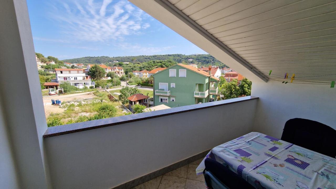 Haus Anica Apartment Rab Town Exterior foto