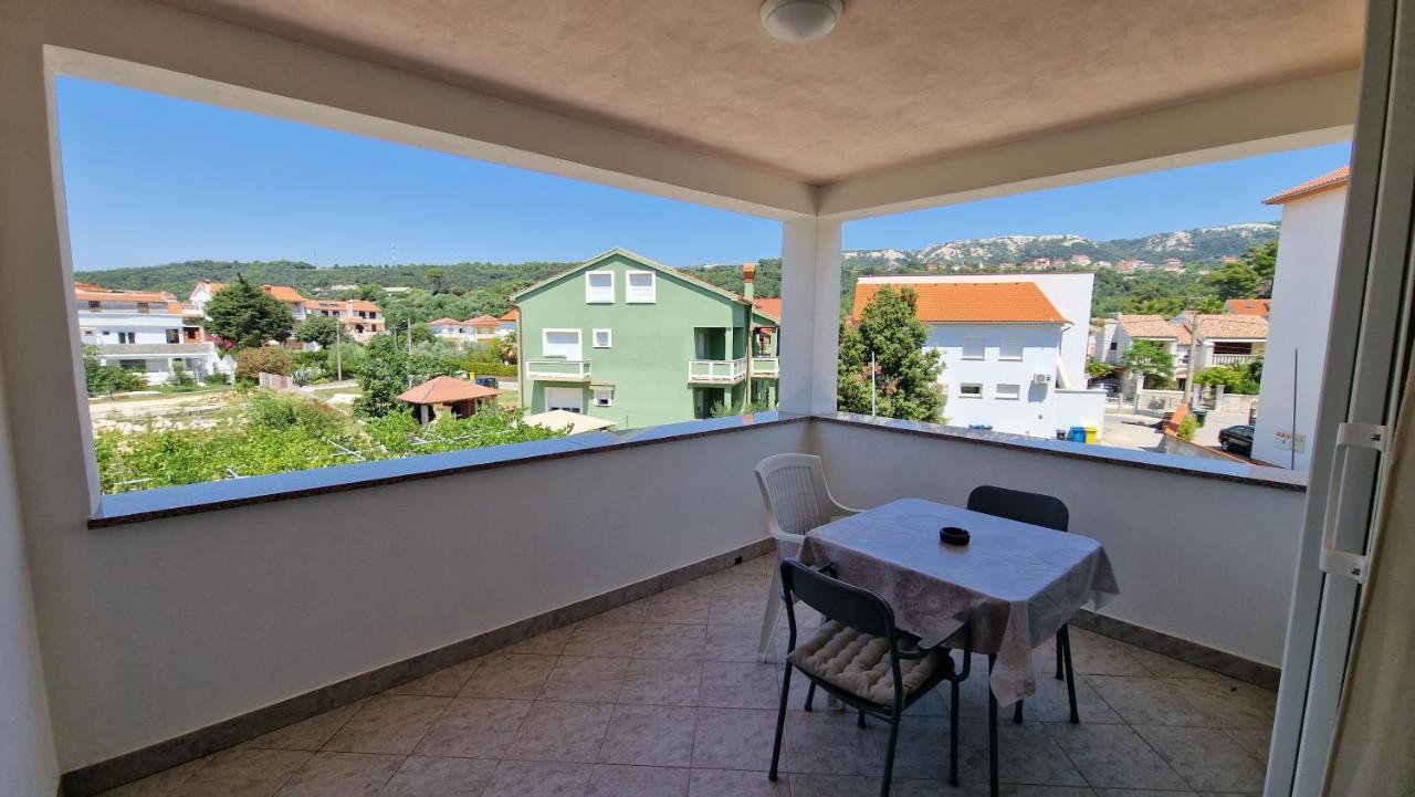 Haus Anica Apartment Rab Town Exterior foto